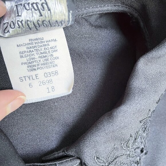 90s black dressy blouse size 18 - Picture 6 of 6